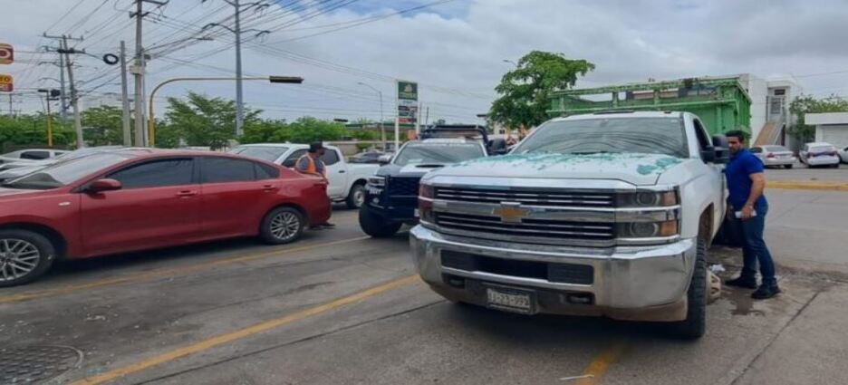 Accidente en local de Telcel