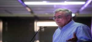 El gobernador dice que es necesario vetar a la empresa Azteca Lighting