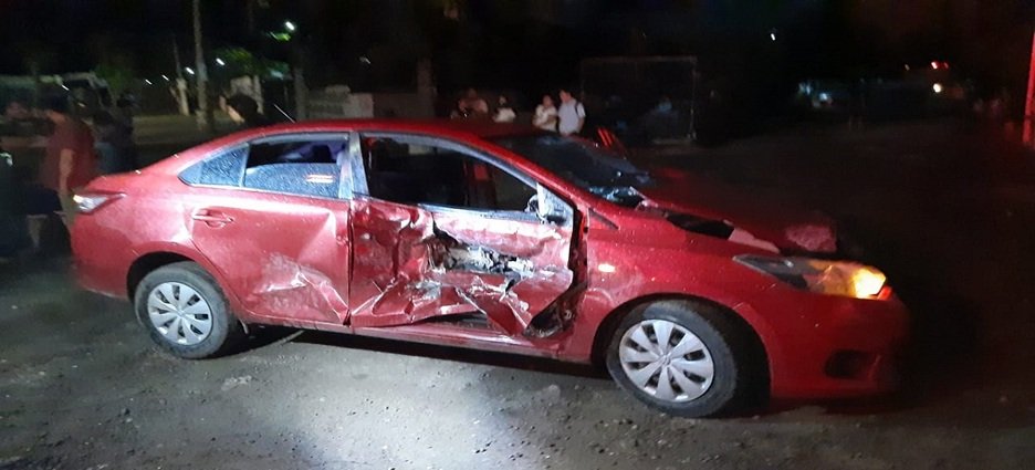 Accidente vial deja dos lesionados