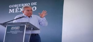 El gobernador en desacuerdo por retenes de alcoholímetro