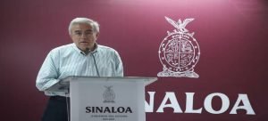 El Gobernador dice que podrían llegar menos vacunas contra Covid para niños