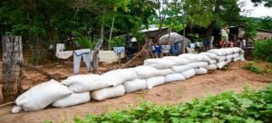 Ciudadanos de Imala afectados por inundaciones