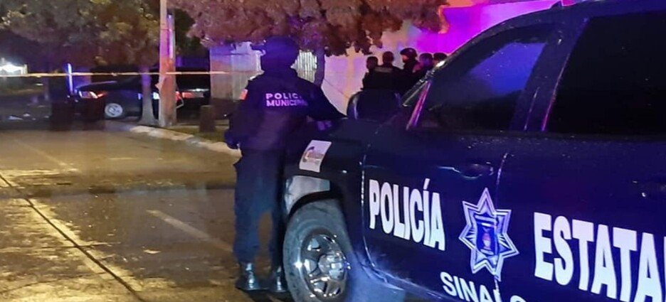 Hombre recibe varios machetazos