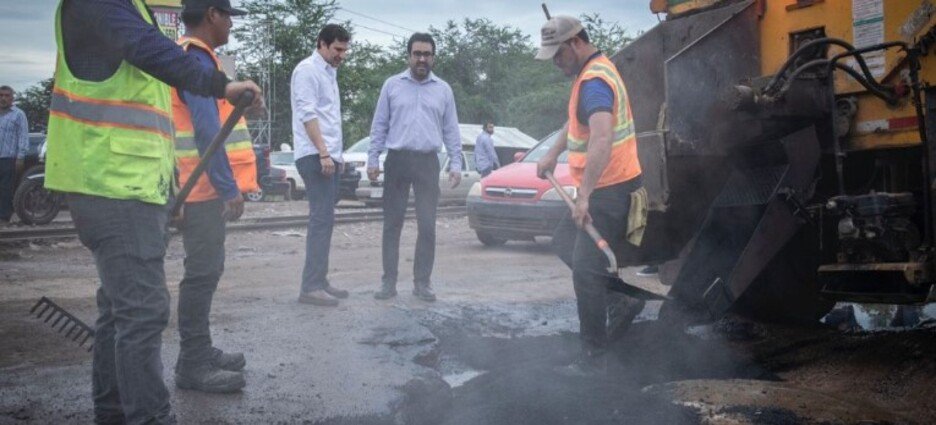Se aplicarán recursos extraordinarios en el bacheo de la ciudad