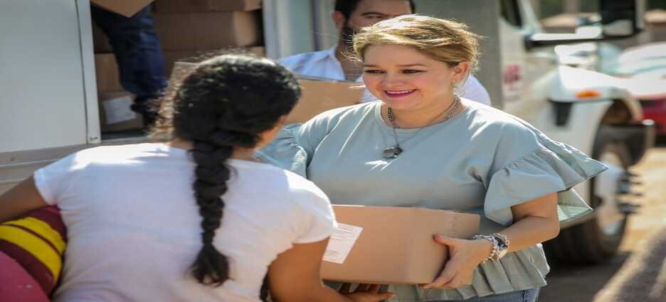 El DIF estatal ayuda a las familias damnificadas