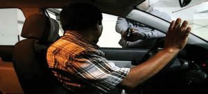 Le roban su camioneta y 40 mil pesos en la colonia Infonavit Humaya