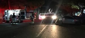 Dos personas resultan lesionadas al impactarse contra la Guardia Nacional