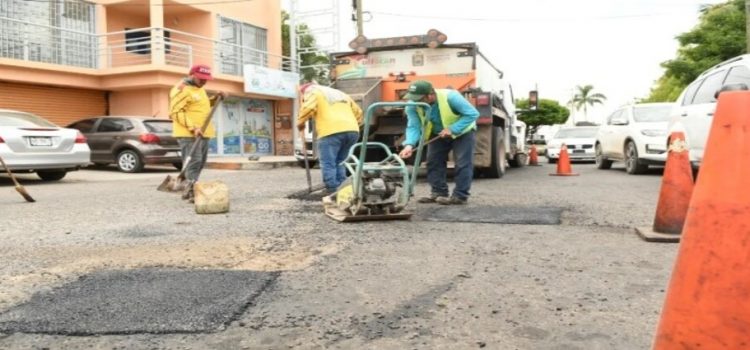 Sigue en proceso el programa de bacheo en la ciudad