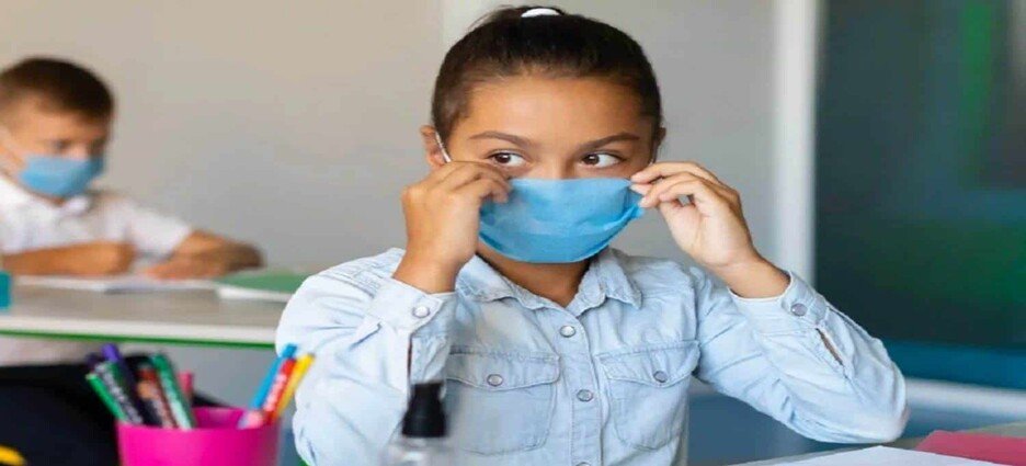 Piden que permitan ingresar a los estudiantes sin cubrebocas a los planteles