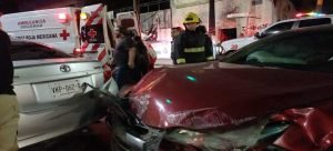 Accidente vial en el centro deja a una mujer embarazada lesionada