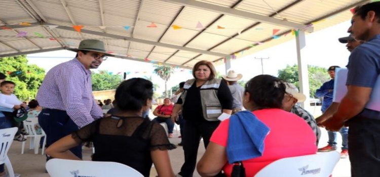 Inscriben a los desplazados al padrón de acciones de vivienda en Sinaloa