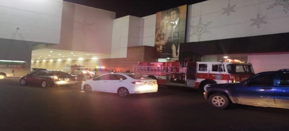 Se incendió un local en la plaza comercial del desarrollo urbano Tres Ríos