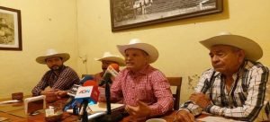 Productores dicen que se han demorado los programas sociales agrícolas de Sinaloa