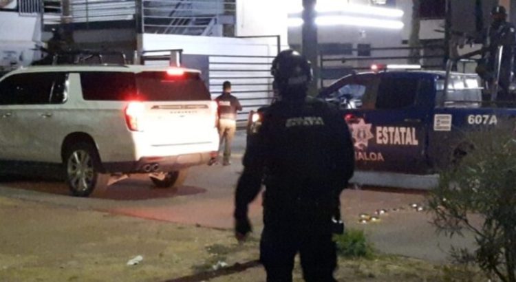 Elementos de seguridad realizan cateos en viviendas en Culiacán