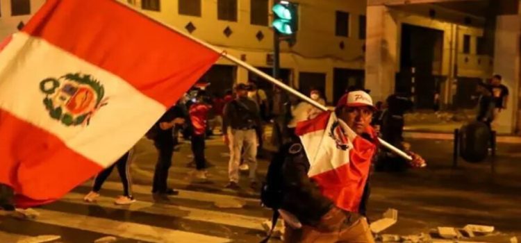 Decreta el Gobierno de Perú estado de emergencia