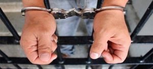 Lo sentencian a 22 años de cárcel por abuso sexual cometido en contra de sus hijastras