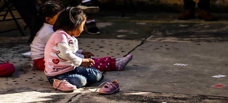 Hijos de madres asesinadas en Sinaloa recibirán apoyo de 2 mil pesos mensuales