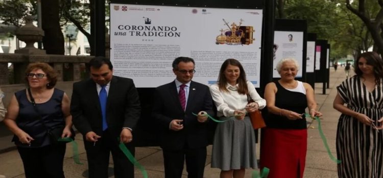 Exposición ‘Coronando una tradición’ en CDMX