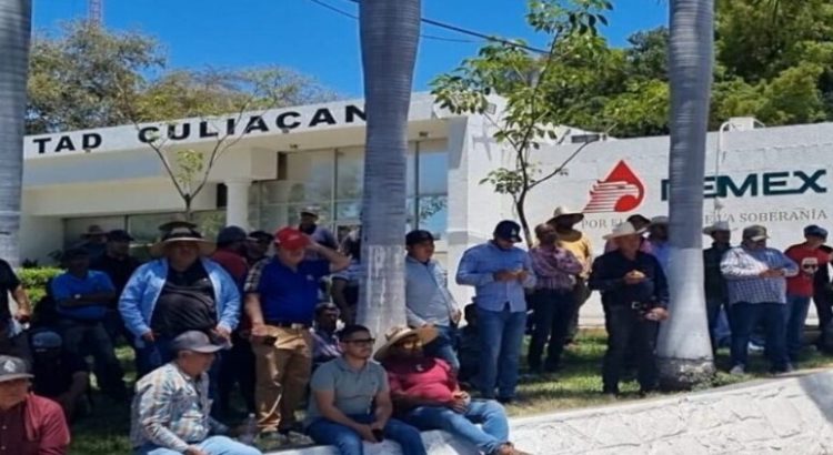 Productores liberan las instalaciones de Pemex en Culiacán