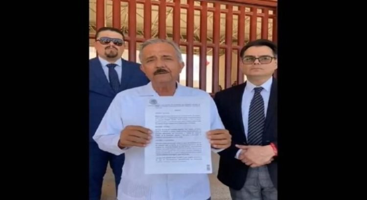 Le conceden a Jesús Estrada Ferreiro amparo por renta de camiones de basura