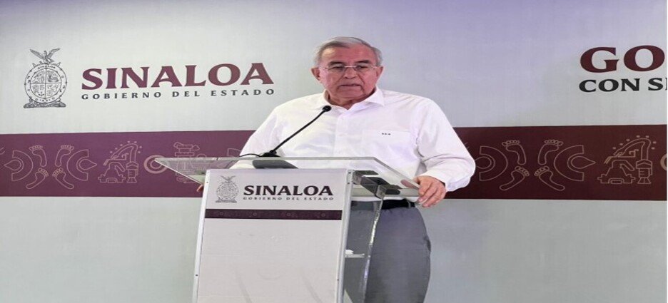 El gobernador insta a "no quitar el dedo del renglón" para reformar la UAS