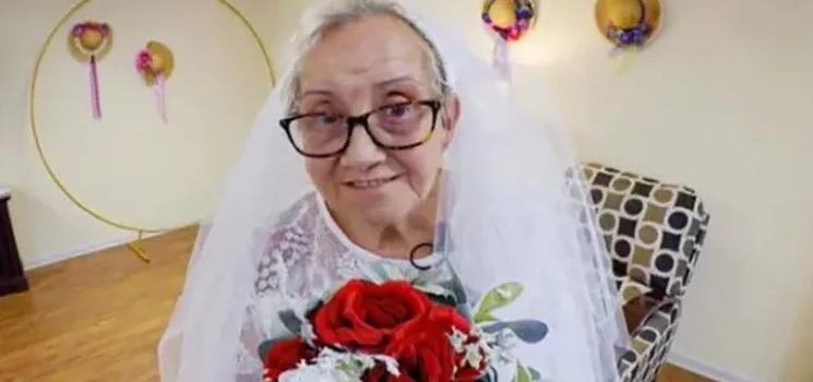 Se cansó de esperar al amor de su vida