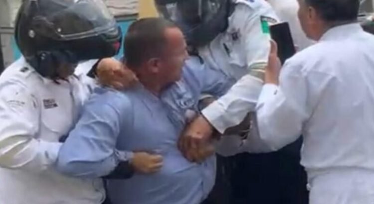 El alcalde asegura que investigarán el caso de abuso de autoridad contra un ciudadano