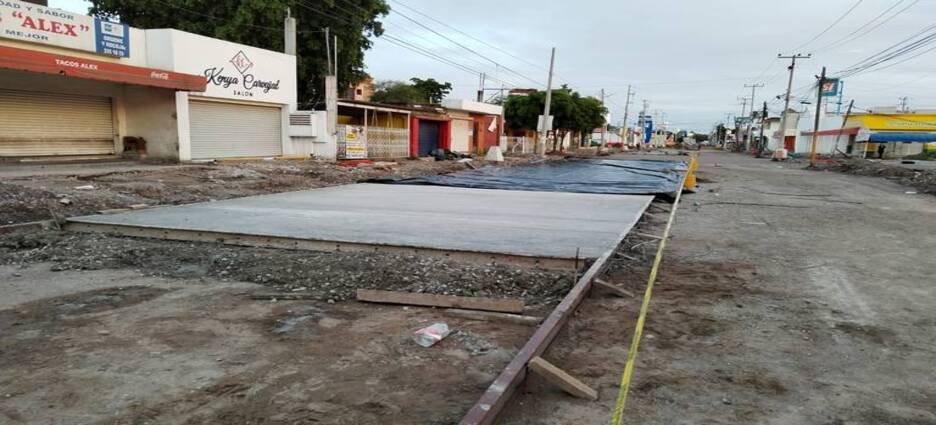Siguen activos los trabajos de pavimentación en Culiacán