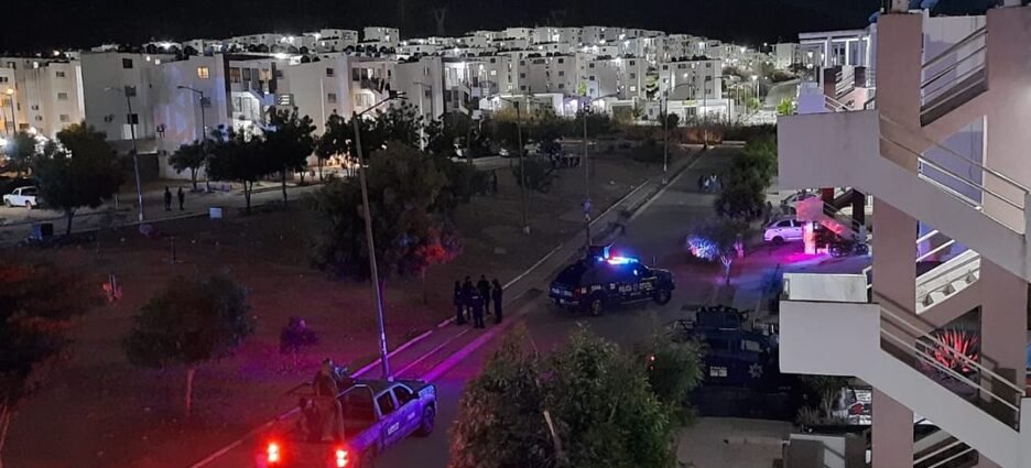 Fueron asegurados tres inmuebles al sur de Culiacán