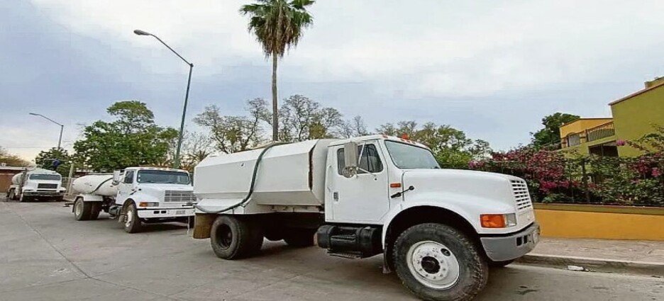 A mano armada robaron una pipa del Ayuntamiento
