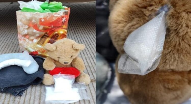 Encuentran cristal en un peluche