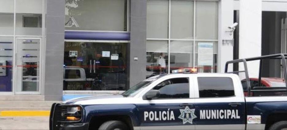 Le roban a una joven 50 mil pesos