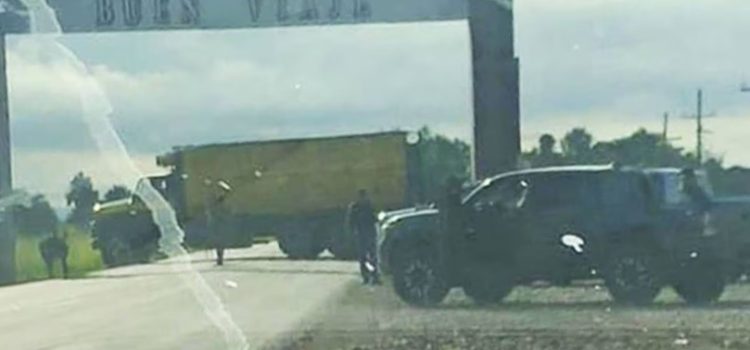 Bloqueos carreteros en 5 puntos de Navolato Sinaloa