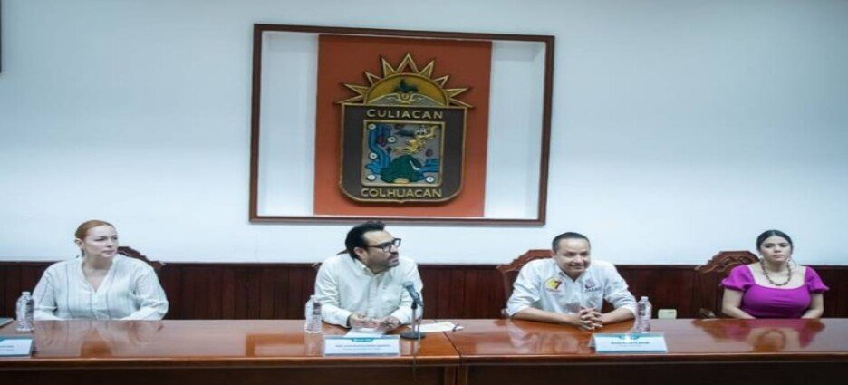 Gámez Mendívil entregó primas de antigüedad a jubilados sindicalizados