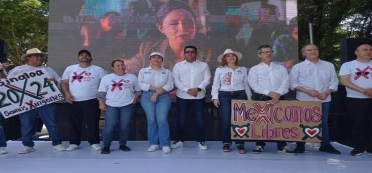 Simpatizantes de Xóchitl Gálvez realizaron una caravana de apoyo a la panista