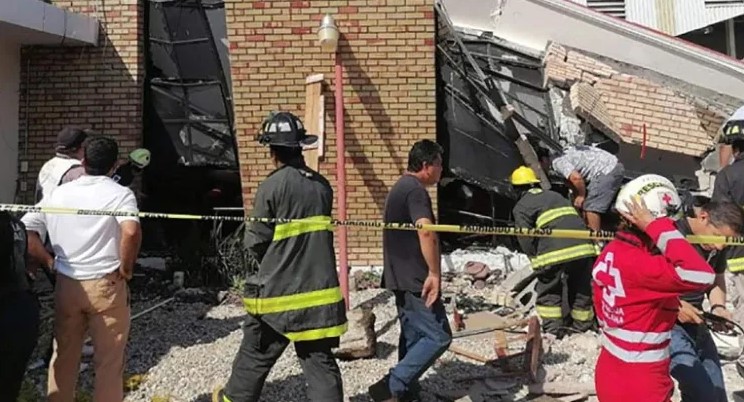 Reportan 7 muertos por derrumbe en iglesia de Tamaulipas