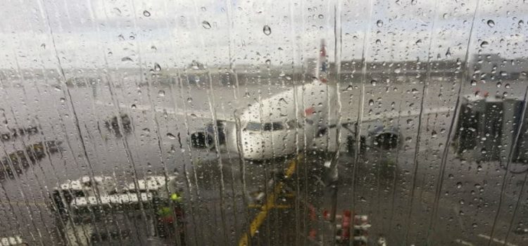 Cancela vuelos el Aeropuerto de Culiacán por ‘Norma’