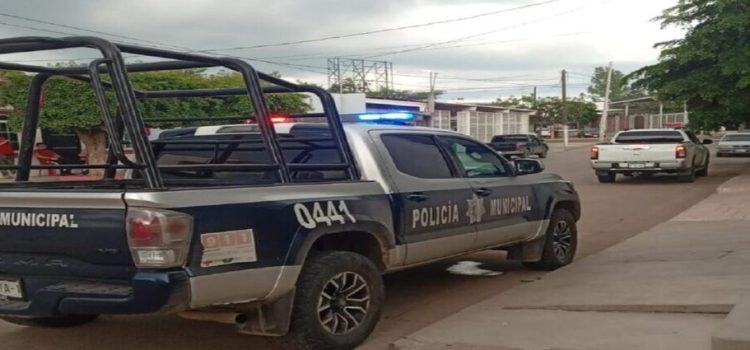 A mano armada le roban su camioneta en la colonia Lázaro Cárdenas