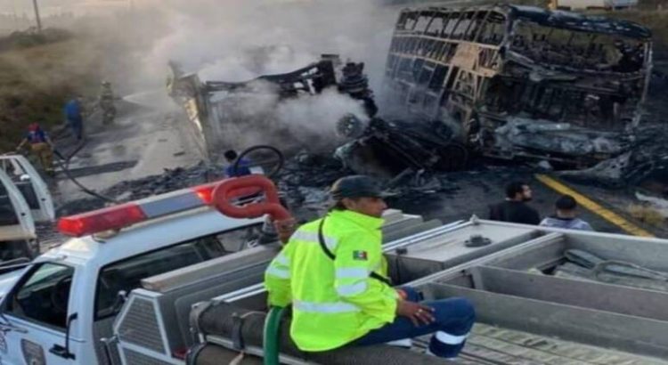 Entregan 17 cuerpos de las víctimas mortales del Camionazo en Sinaloa