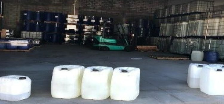 Decomisan 100 toneladas de sustancias y precursores químicos en bodega de Culiacán