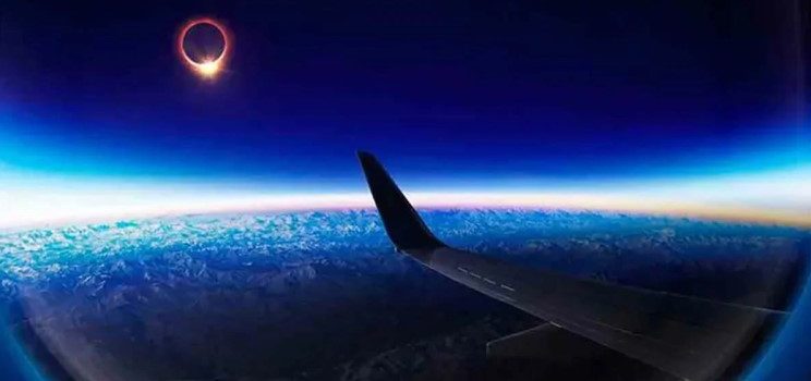 Disfruta el eclipse desde las alturas