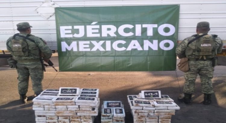 Ejército asegura 200 kilos de cocaína oculta en cajas de tráileres