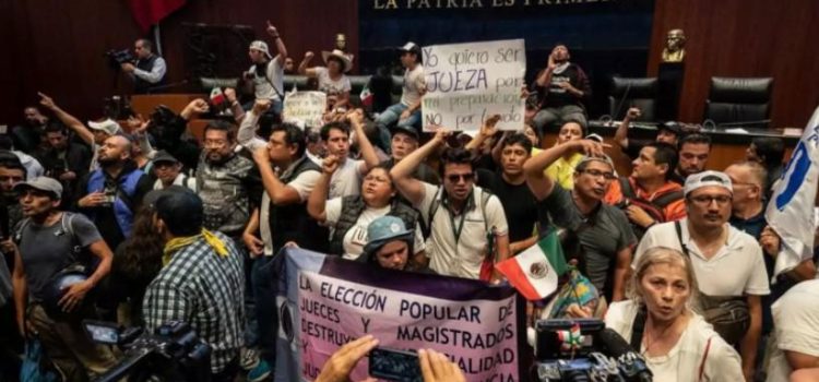 «La reforma va»: el Senado avala elección popular de jueces en medio de protestas