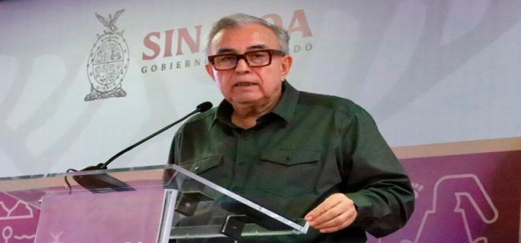 Rocha Moya busca reactivar la economía de Sinaloa con créditos de REDFOSIN