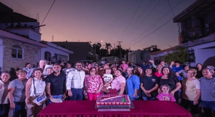 Alcalde entrega pavimentación de calle número 20 en Cimas del Humay