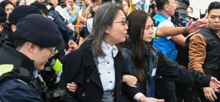 Sentencian por «subversión» a 45 activistas pro-democracia en Hong Kong