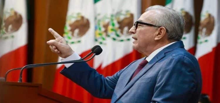 Gobernador de Sinaloa presenta su tercer informe ante el Congreso del estado