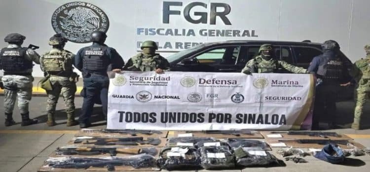 Aseguran arsenal y vehículo durante operativo en La Mora, Culiacán