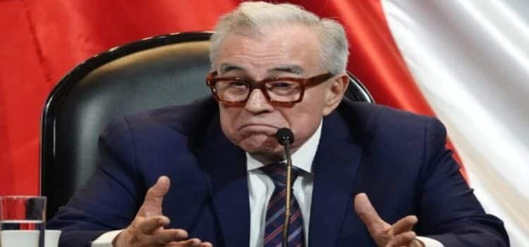 Rocha insiste que en Sinaloa se vive perfectamente bien, pese a ola de violencia en la entidad