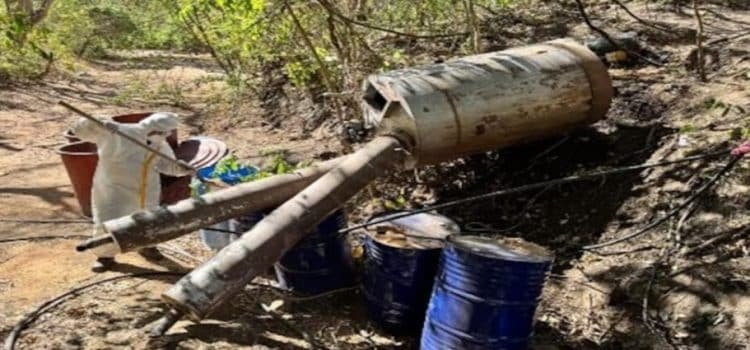 Aseguran laboratorio clandestino de metanfetamina en Culiacán Aseguran laboratorio clandestino de metanfetamina en Culiacán